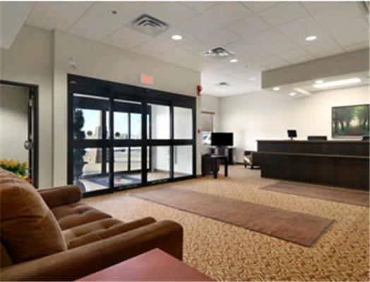 Super 8 By Wyndham Innisfail Esterno foto